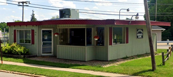 Tastee-Freez - Tecumseh - 306 N Evans St (newer photo)